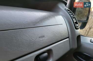 Мінівен Renault Trafic 2005 в 