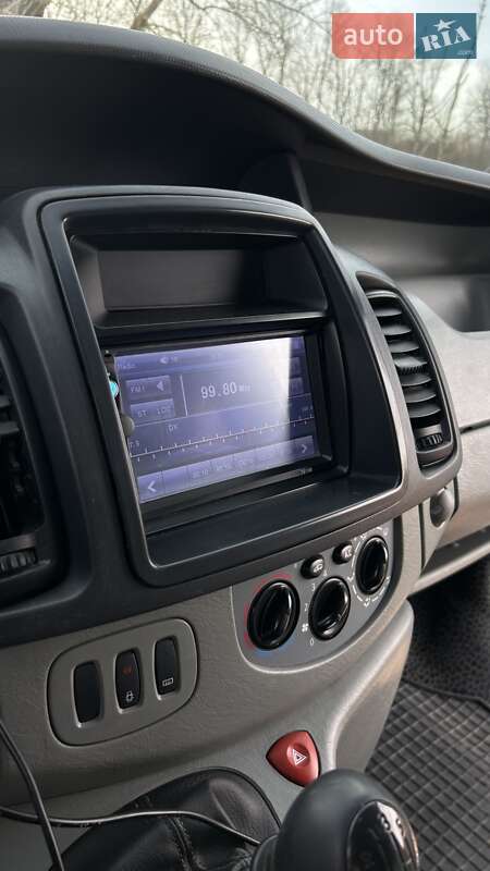 Минивэн Renault Trafic 2014 в Казатине