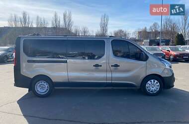 Минивэн Renault Trafic 2020 в 