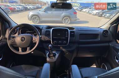 Минивэн Renault Trafic 2020 в 