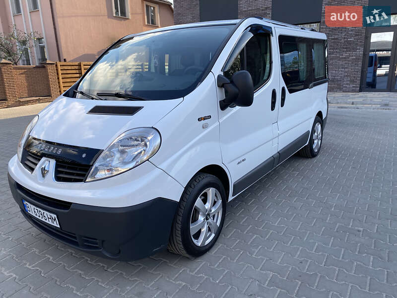 Минивэн Renault Trafic 2013 в Ирпене