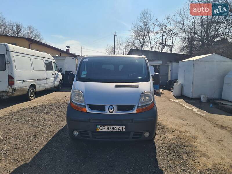 Минивэн Renault Trafic 2003 в Черновцах