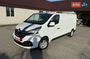 Грузовой фургон Renault Trafic 2020 в 