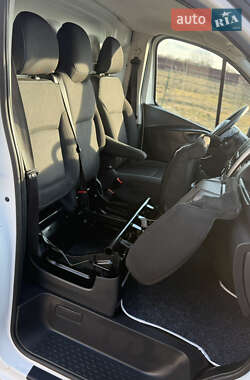 Грузовой фургон Renault Trafic 2020 в 