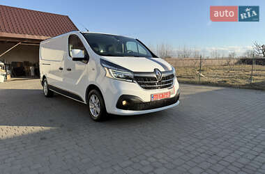 Грузовой фургон Renault Trafic 2020 в 