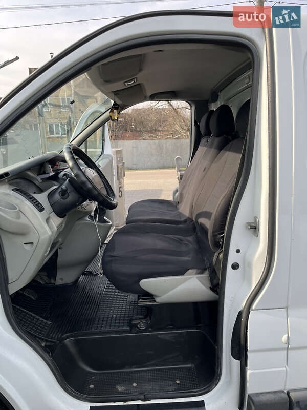 Грузовой фургон Renault Trafic 2007 в Киеве