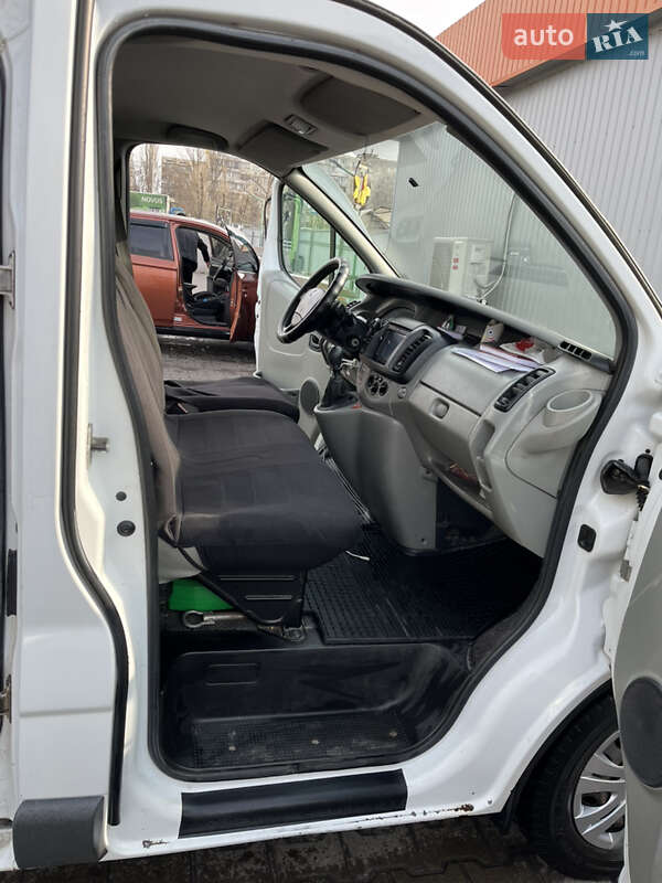 Грузовой фургон Renault Trafic 2007 в Киеве