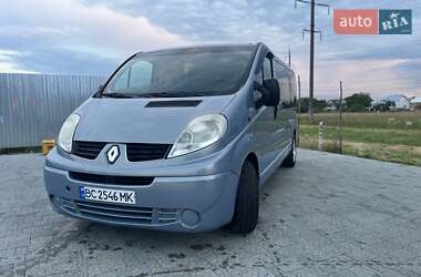 Минивэн Renault Trafic 2007 в 