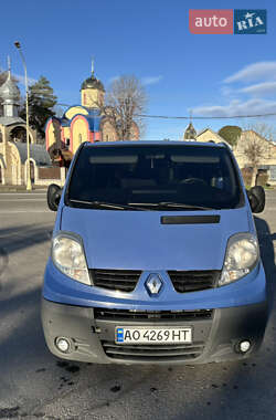 Мінівен Renault Trafic 2009 в Ужгороді