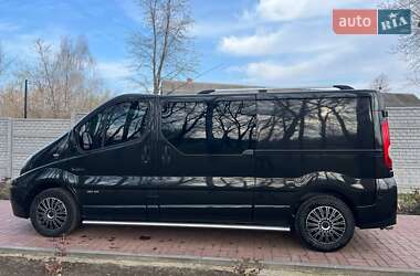 Минивэн Renault Trafic 2013 в 