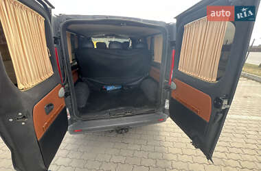 Минивэн Renault Trafic 2007 в 