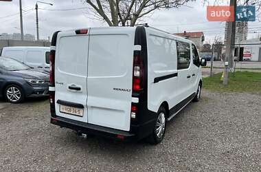 Грузопассажирский фургон Renault Trafic 2018 в 