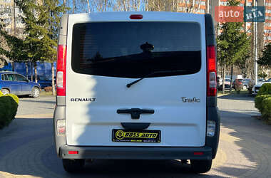 Мінівен Renault Trafic 2013 в 