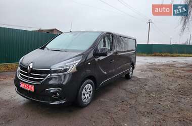 Грузовой фургон Renault Trafic 2020 в 