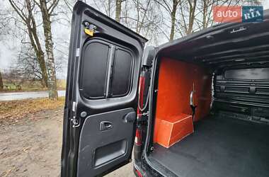 Грузовой фургон Renault Trafic 2020 в 