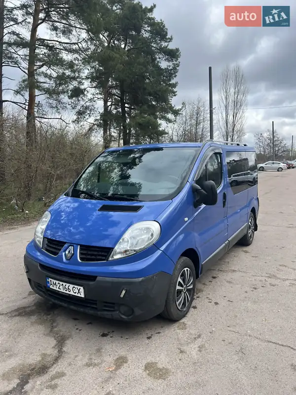 Мінівен Renault Trafic 2014 в 