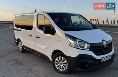 Минивэн Renault Trafic 2017 в 