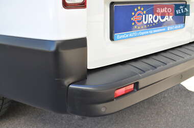 Грузовой фургон Renault Trafic 2019 в 