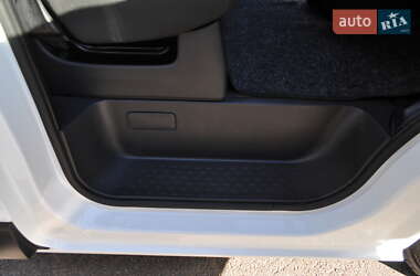 Грузовой фургон Renault Trafic 2019 в 