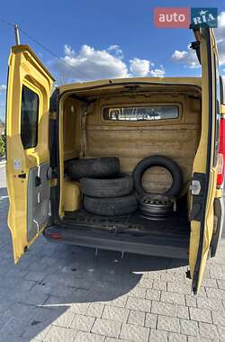Мінівен Renault Trafic 2006 в 