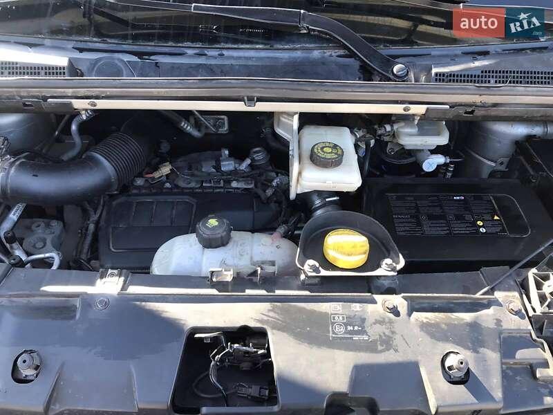Микроавтобус Renault Trafic 2016 в Виннице фото 18 Микроавтобус Renault Trafic 2016 в Виннице
