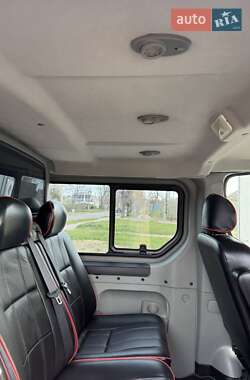 Мінівен Renault Trafic 2014 в 