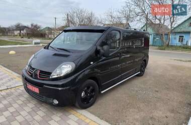 Мінівен Renault Trafic 2014 в 