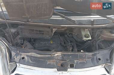 Грузовой фургон Renault Trafic 2005 в 