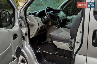 Минивэн Renault Trafic 2013 в 