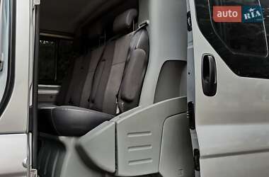 Минивэн Renault Trafic 2013 в 