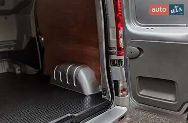 Минивэн Renault Trafic 2013 в 