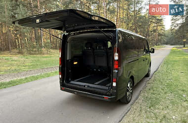 Минивэн Renault Trafic 2021 в 