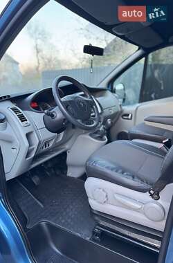 Мінівен Renault Trafic 2012 в 