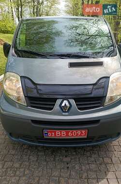 Минивэн Renault Trafic 2012 в 