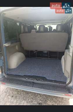 Минивэн Renault Trafic 2012 в 