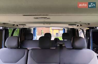 Мінівен Renault Trafic 2009 в 