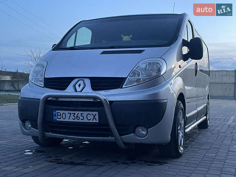 Мінівен Renault Trafic 2008 в 