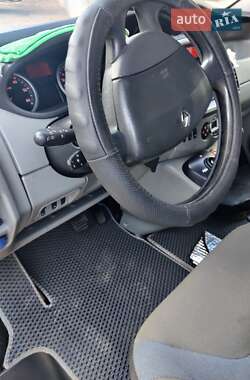 Вантажний фургон Renault Trafic 2011 в 