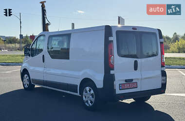 Минивэн Renault Trafic 2014 в 