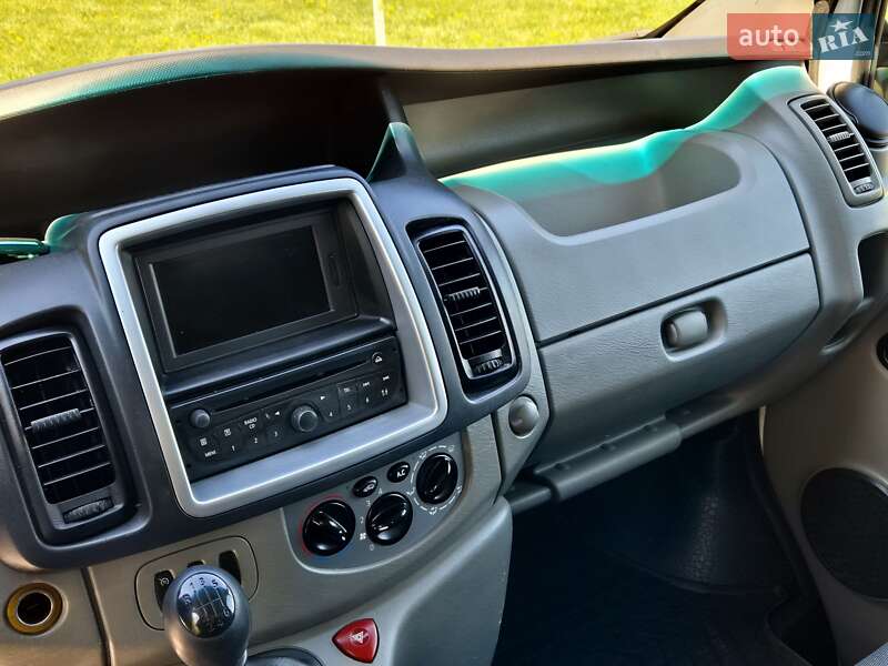 Мінівен Renault Trafic 2013 в Вінниці