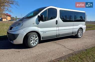 Мінівен Renault Trafic 2013 в 