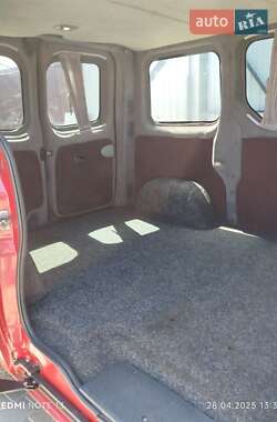 Мінівен Renault Trafic 2004 в 