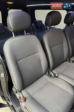 Минивэн Renault Trafic 2016 в 