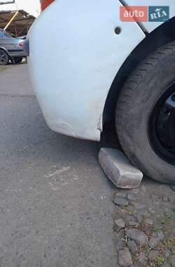 Грузопассажирский фургон Renault Trafic 2005 в 