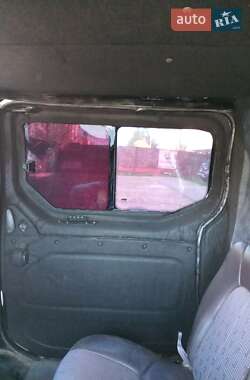 Грузопассажирский фургон Renault Trafic 2005 в 