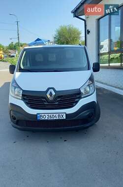 Минивэн Renault Trafic 2015 в Ровно