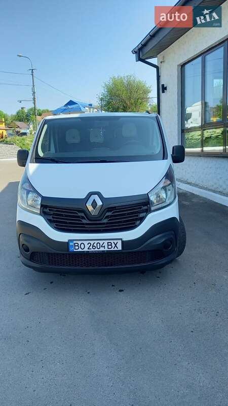 Renault Trafic 2015