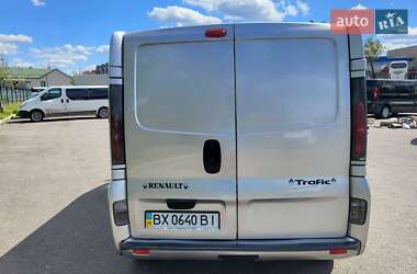 Мінівен Renault Trafic 2005 в 
