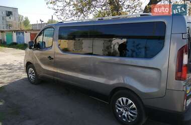 Мінівен Renault Trafic 2020 в 