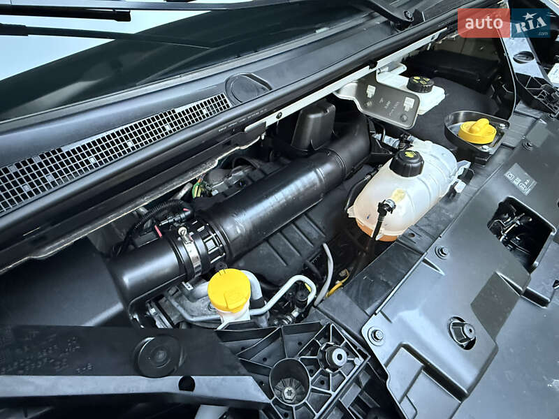 Другие грузовики Renault Trafic 2021 в Киеве